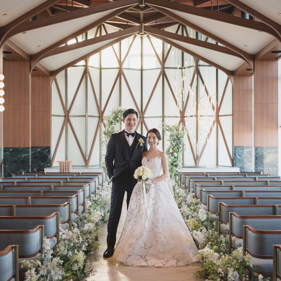 Chapel hug